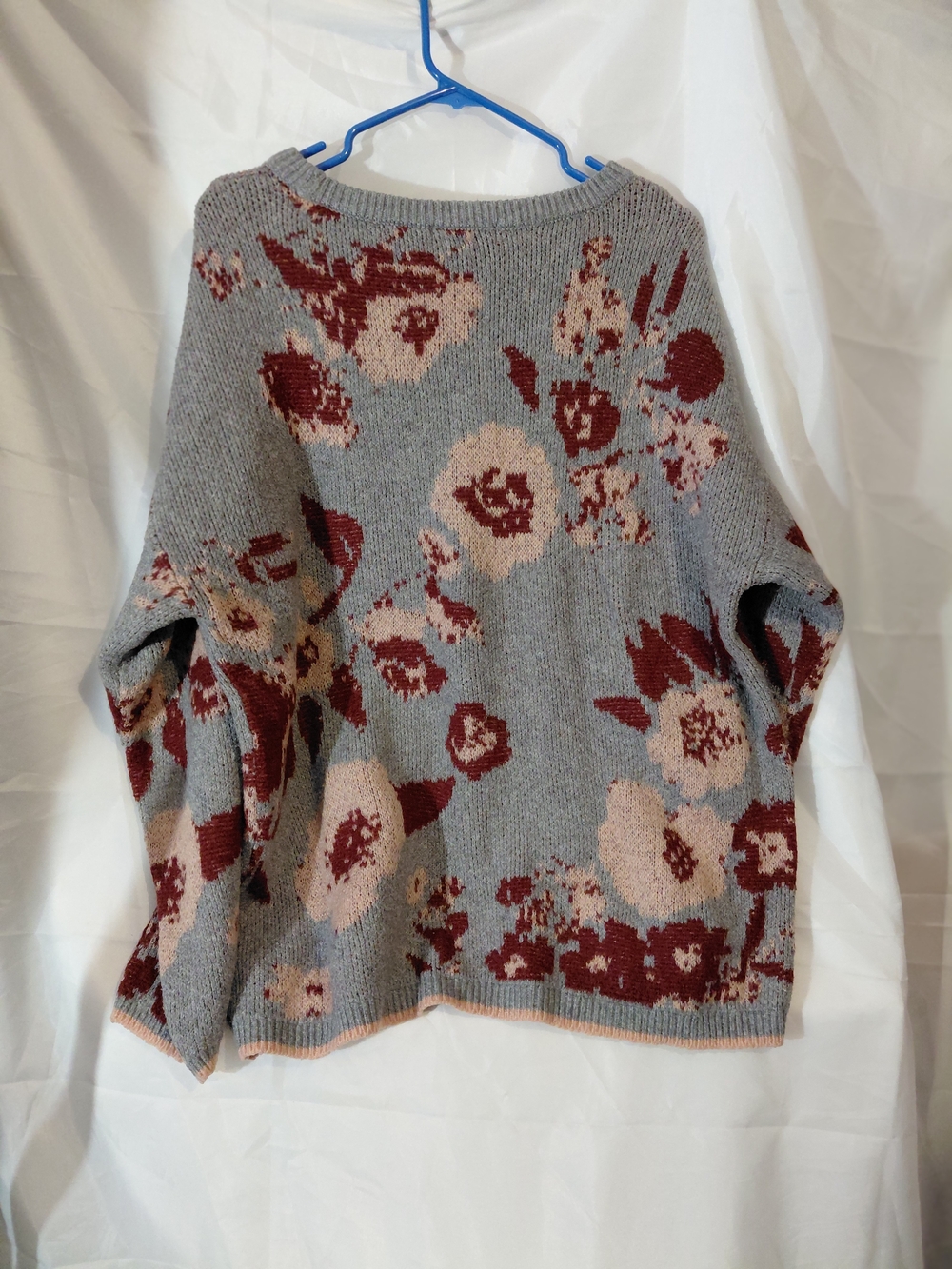 Knox Rose Gray Crewneck Sweater with Pink and Burgundy Floral - Picture 9 of 9